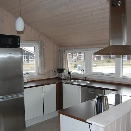 Four-bedroom Holiday In Vaggerlose Dom wakacyjny Bøtø By
